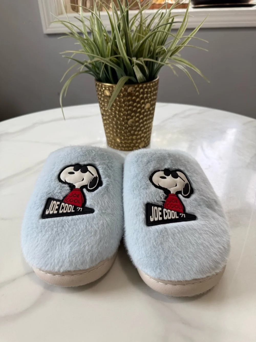 Unisex Snoopy 'Joe Cool' Light Blue Fuzzy Slippers
